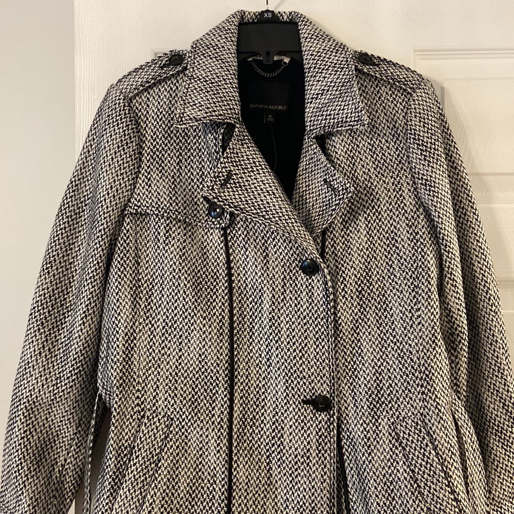 Banana Republic Black and White Trench Coat size M brand new length 30” bust 36” - Picture 2 of 16